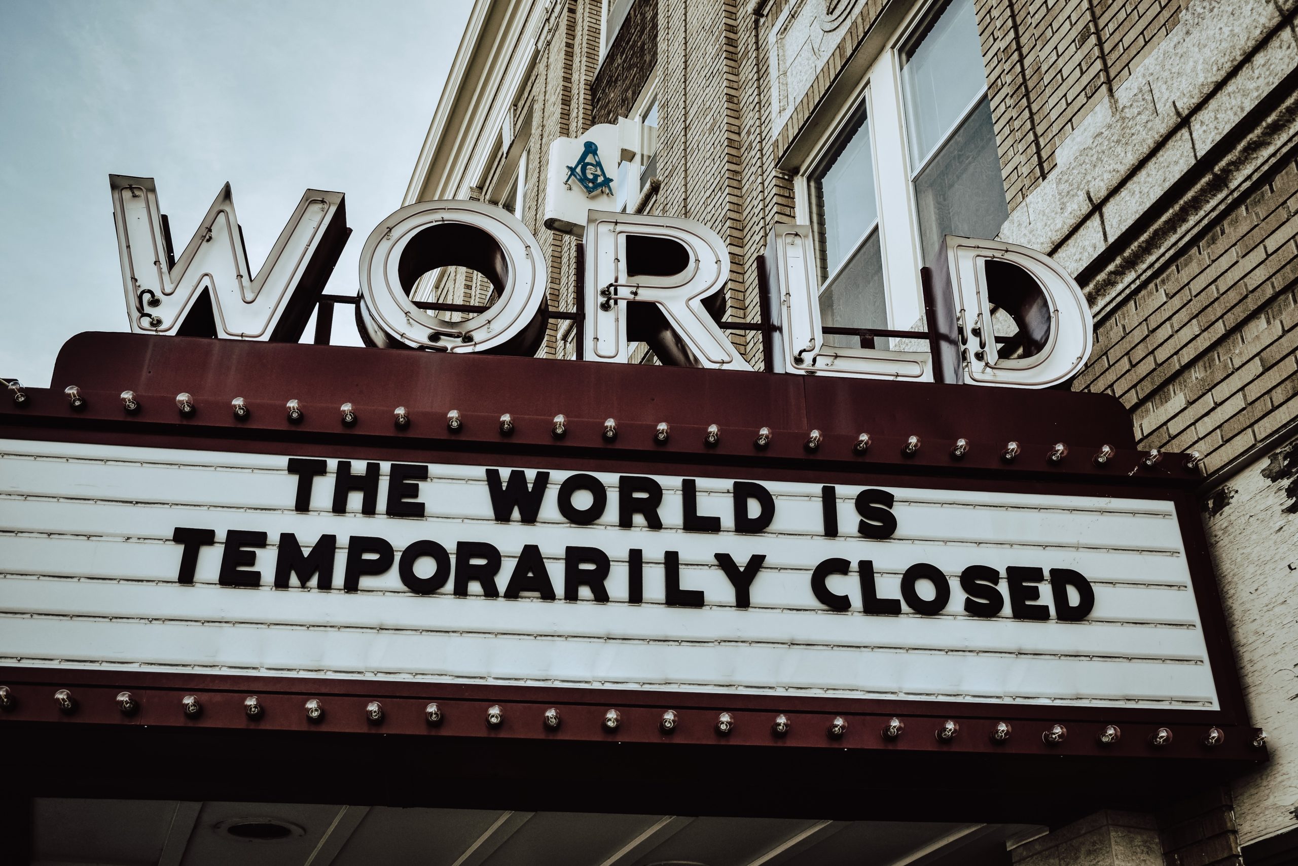 Edwin Hooper - Unsplash - The World is Closed